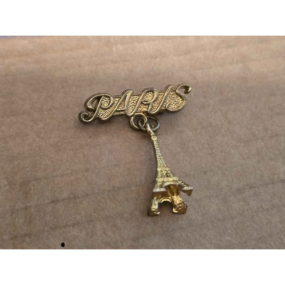 Vintage Gold Tone Paris Eiffel Tower Dangle Lapel Vest Hat Pin J31